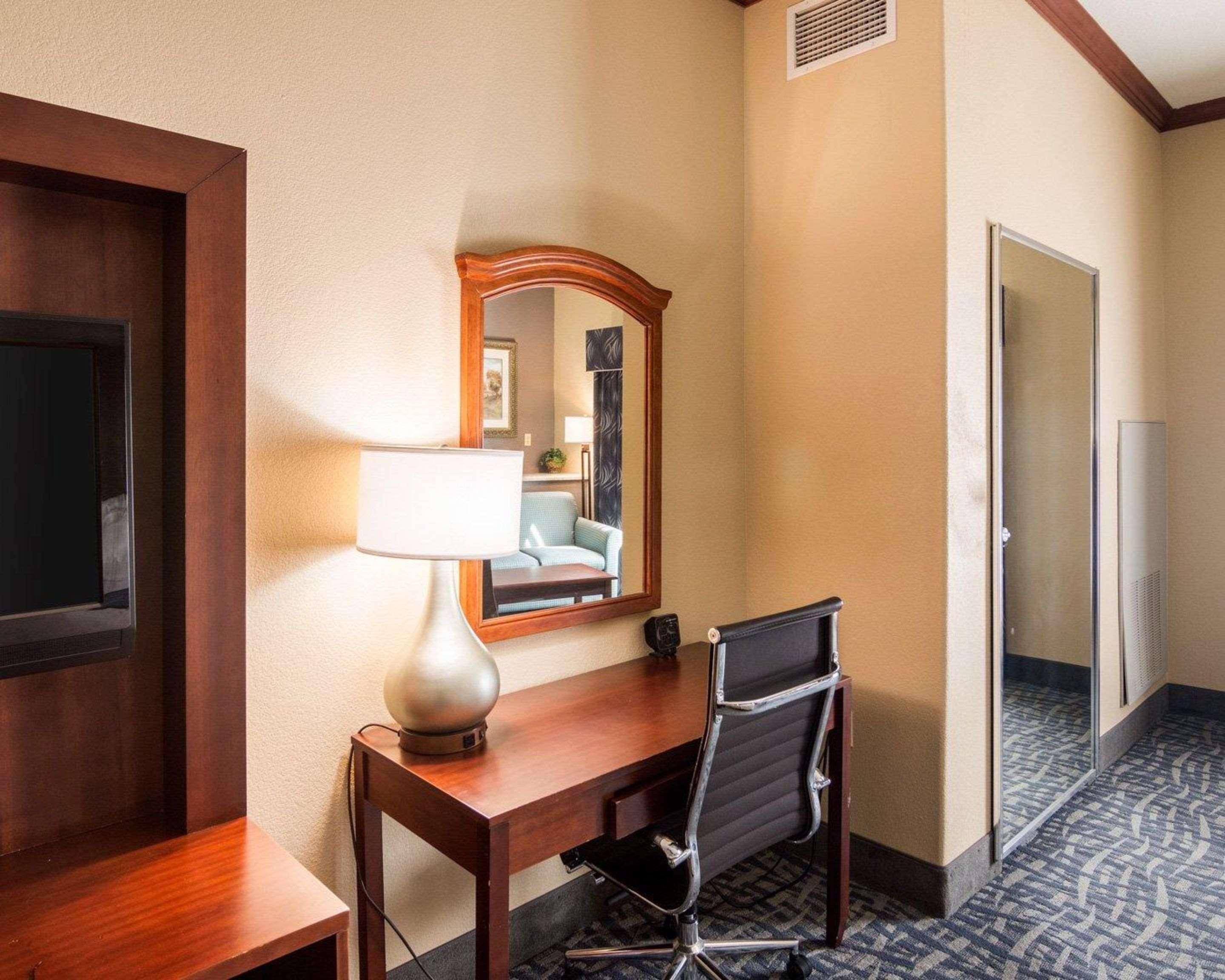Comfort Suites Gainesville Ngoại thất bức ảnh